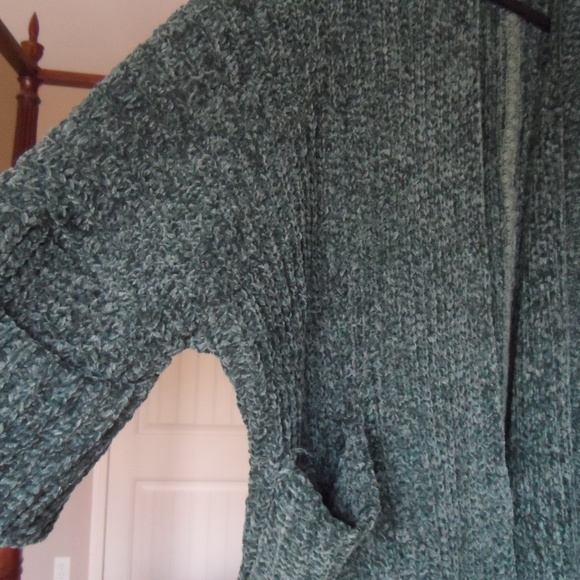 POL Chenille Cardigan - Picture 2 of 4